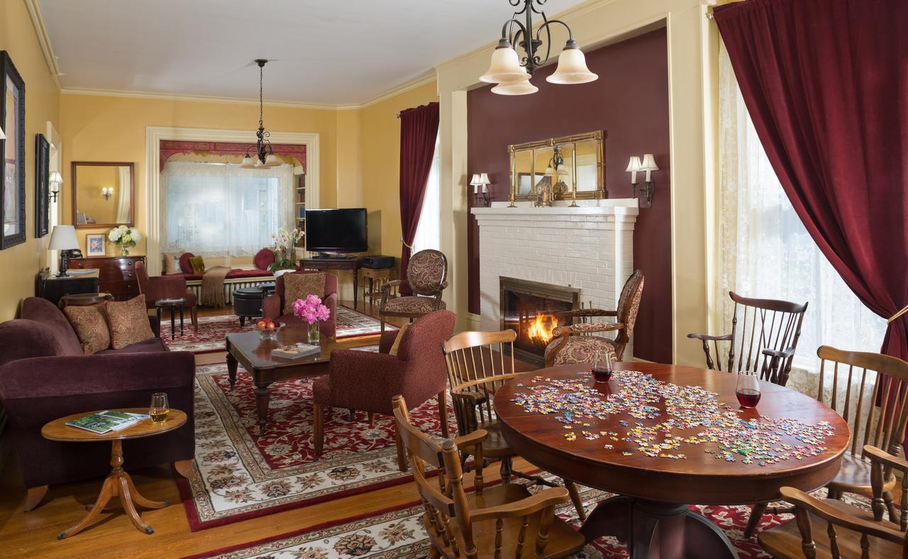 Bed and Breakfast Rockland Talbot House Exteriér fotografie